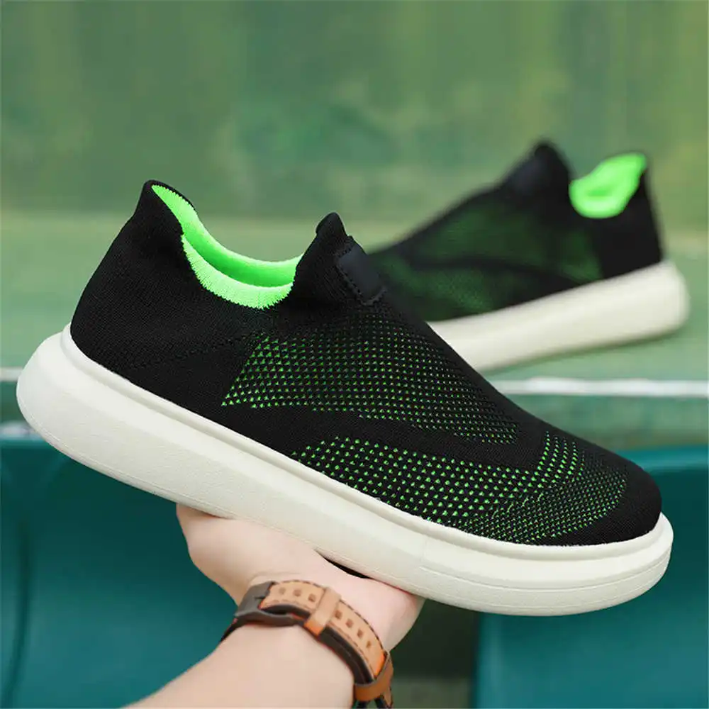 Calze con plateau scarpe marro - Office Tech Typing recensione e prezzo